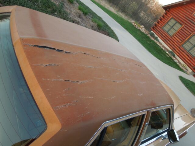 1977 Lincoln Other - photo 4