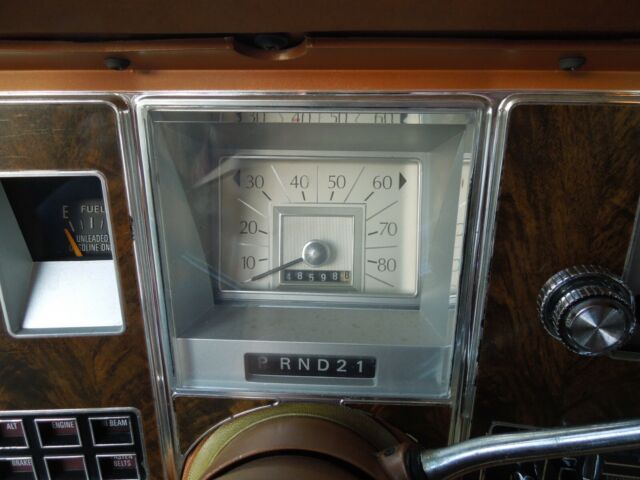 1977 Lincoln Other - photo 8