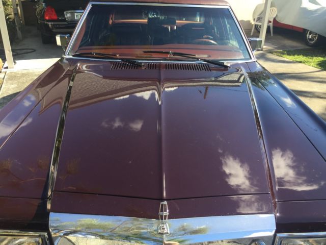 1977 Lincoln Town Car Versailles - photo 11