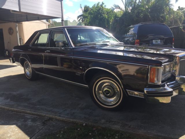 1977 Lincoln Town Car Versailles - photo 4