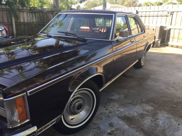 1977 Lincoln Town Car Versailles - photo 10