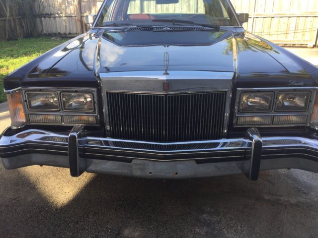 1977 Lincoln Town Car Versailles - photo 7