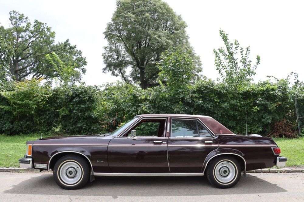 1977 Lincoln Versailles - photo 4