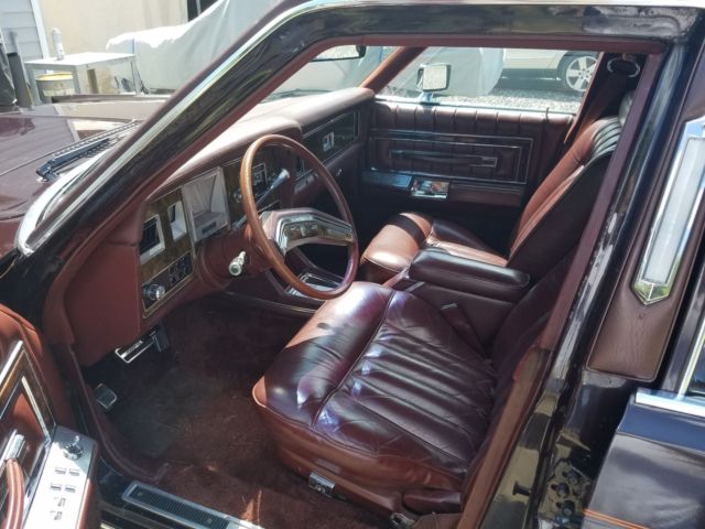 1977 Lincoln Lincoln Versailles loaded - photo 6