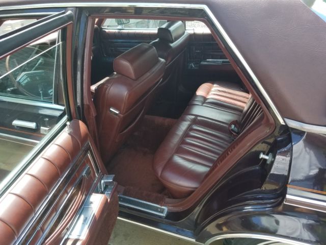 1977 Lincoln Lincoln Versailles loaded - photo 7
