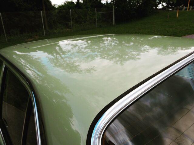 1977 Mercedes-Benz E-Class 240D DIESEL Auto - photo 7