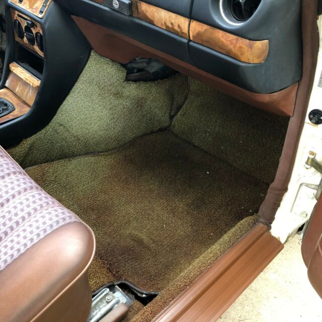 1977 Mercedes-Benz 200-Series EURO GRAY MARKET - photo 12