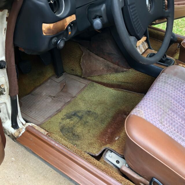 1977 Mercedes-Benz 200-Series EURO GRAY MARKET - photo 13