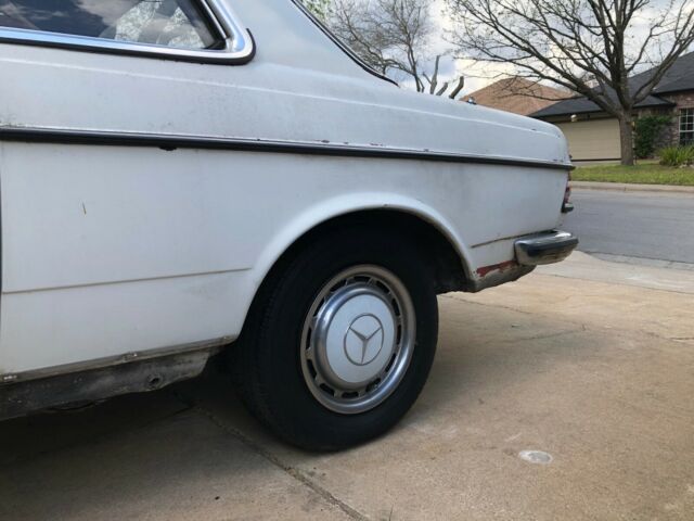 1977 Mercedes-Benz 200-Series EURO GRAY MARKET - photo 6