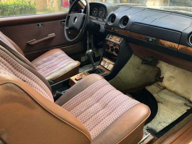 1977 Mercedes-Benz 200-Series EURO GRAY MARKET - photo 7