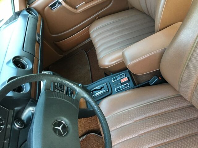 1977 Mercedes-Benz 200-Series 280E - photo 3