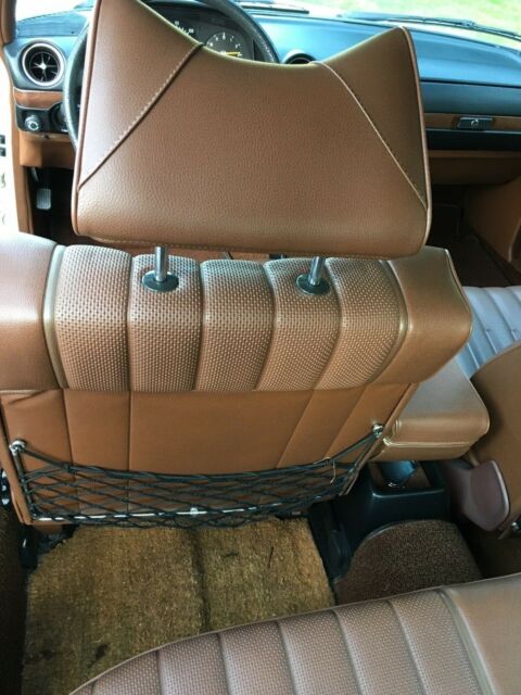 1977 Mercedes-Benz 200-Series 280E - photo 5