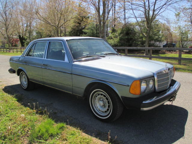 1977 Mercedes-Benz 300-Series - photo 7