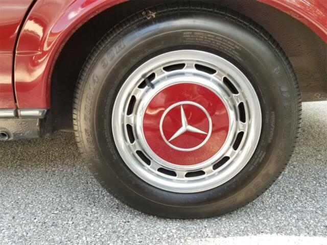 1977 Mercedes-Benz 300-Series - photo 12