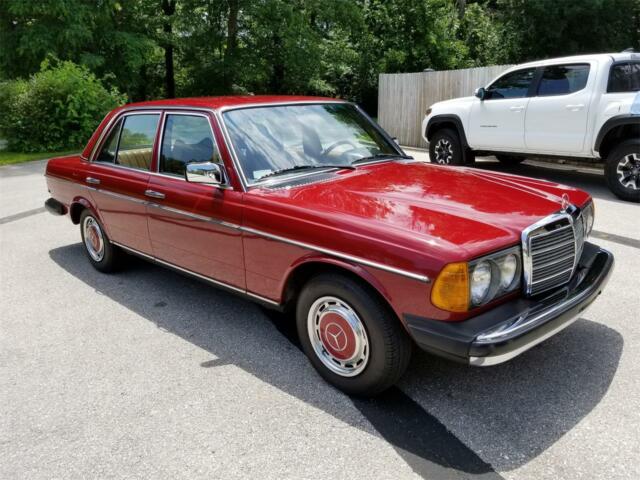 1977 Mercedes-Benz 300-Series - photo 4