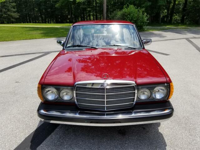 1977 Mercedes-Benz 300-Series - photo 5