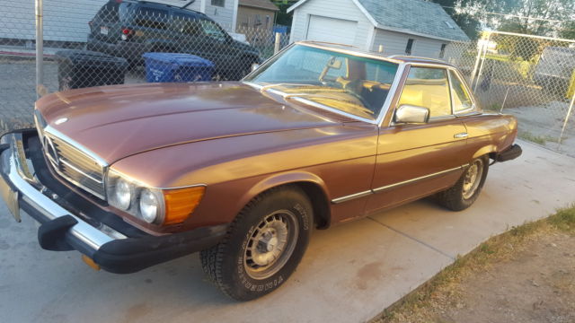 1977 Mercedes 450SL Convertable Roadster 107 1977 Mercedes-Benz 400-Series