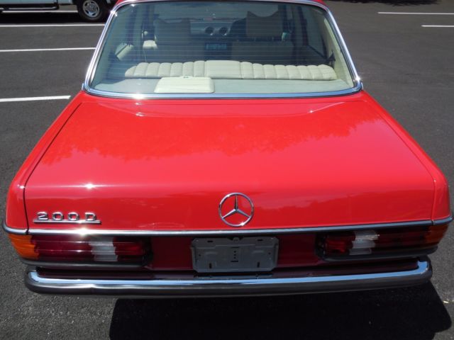 1977 Mercedes-Benz 200-Series low mile manual w123 Chassis, same as 240d,300d - photo 8