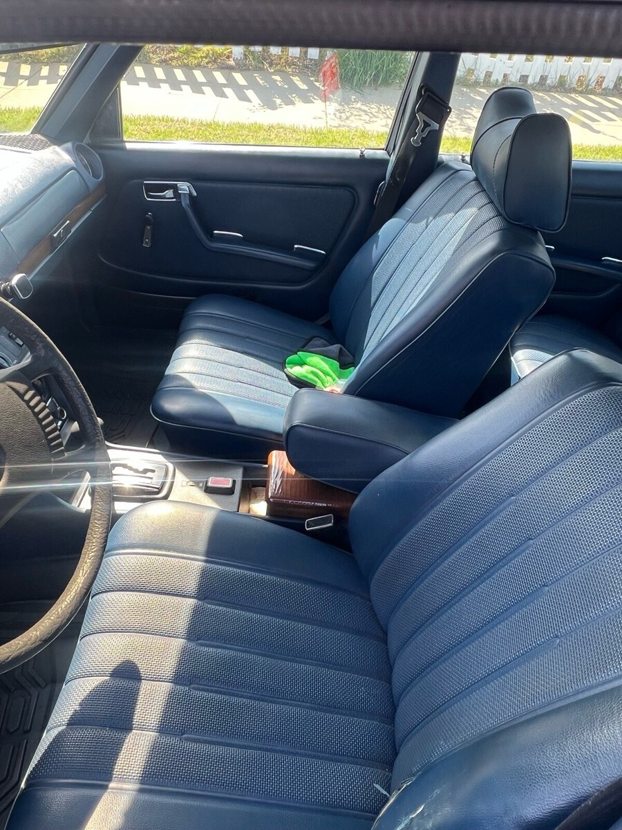 1977 Mercedes-Benz 240 D - photo 11