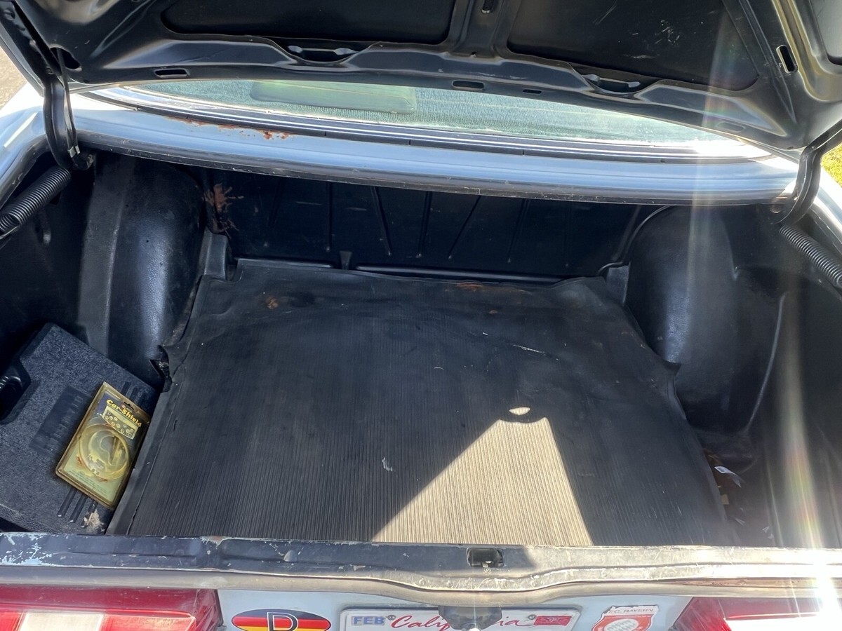 1977 Mercedes-Benz 240 D - photo 12