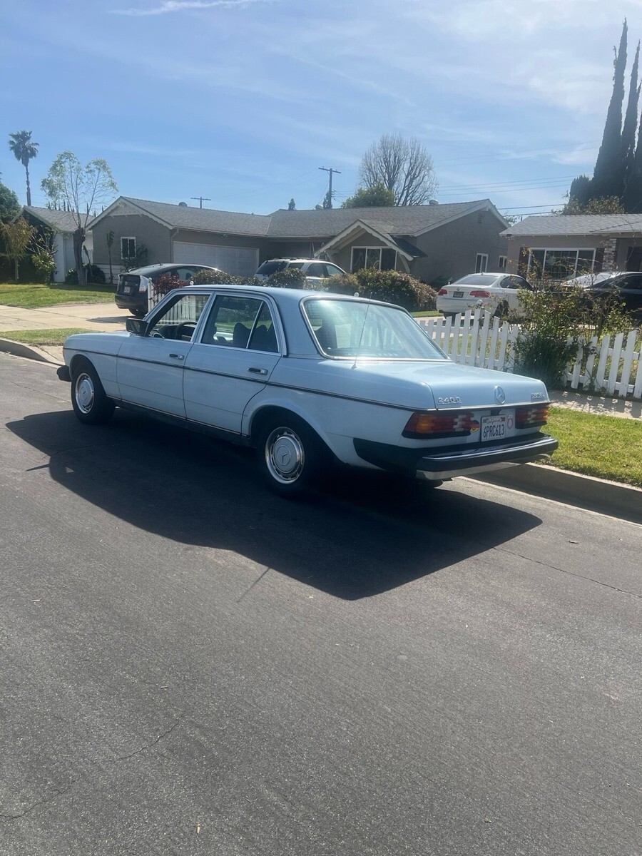 1977 Mercedes-Benz 240 D - photo 6
