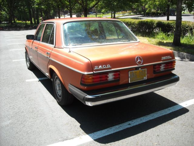 1977 Mercedes-Benz 200-Series 240d - photo 7