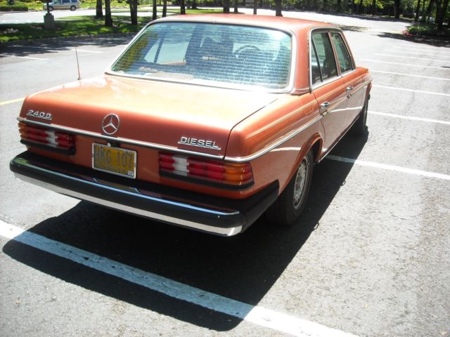 1977 Mercedes-Benz 200-Series 240d - photo 8