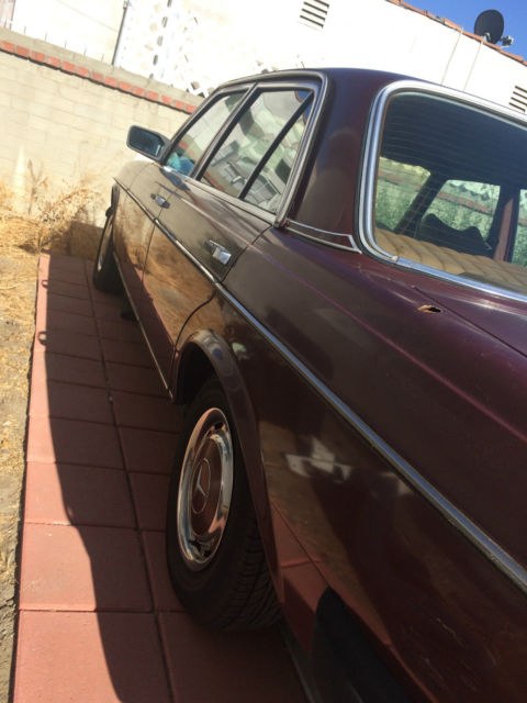 1977 Mercedes-Benz 200-Series 240d - photo 7
