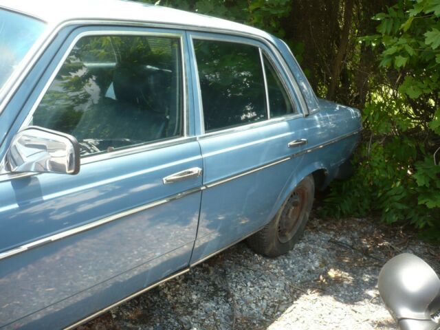 1977 Mercedes-Benz 300-Series 300D- - photo 4