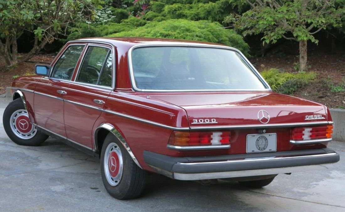 1977 Mercedes-Benz 300-Series 300D - photo 2