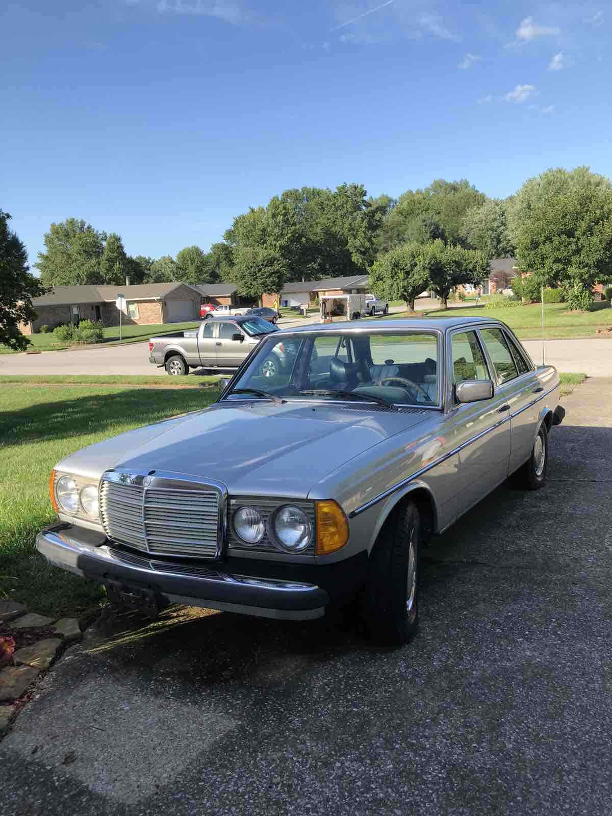 1977 Mercedes-Benz 300D blue - photo 5