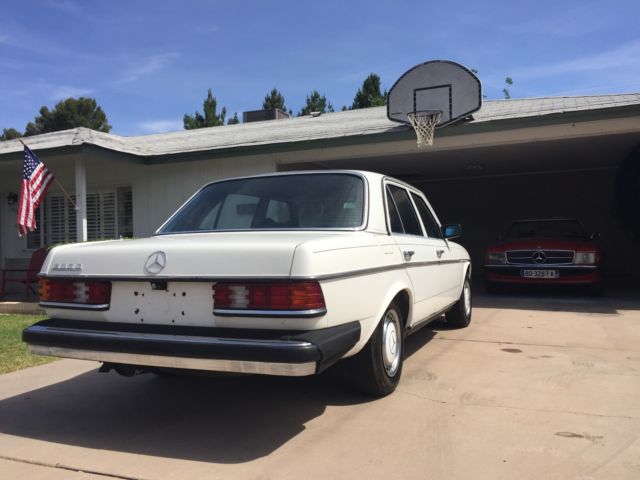 1977 Mercedes-Benz 300-Series 300D - photo 4