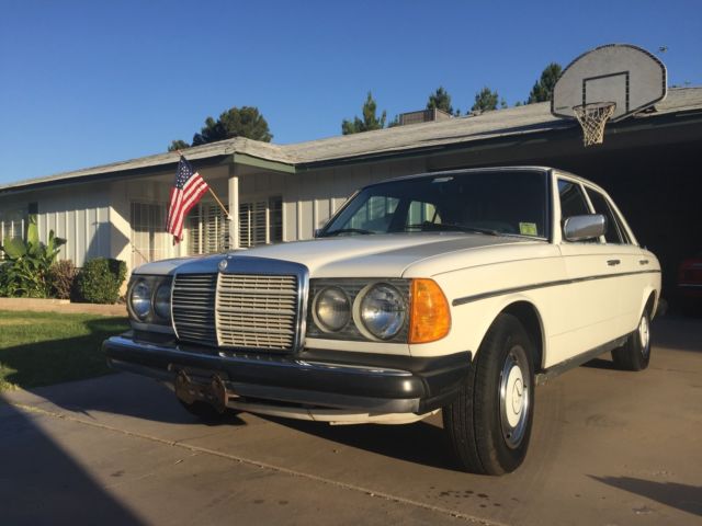 1977 Mercedes-Benz 300-Series 300D - photo 2