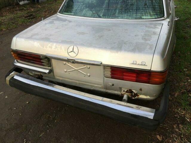 1977 Mercedes-Benz 400-Series 6.9 / 77,562 Actual Miles - photo 5