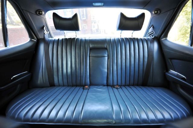 1977 Mercedes-Benz 400-Series - photo 5