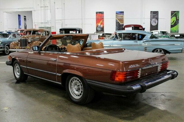 1977 Mercedes-Benz SL-Class -- - photo 3