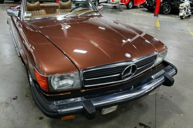 1977 Mercedes-Benz SL-Class -- - photo 9