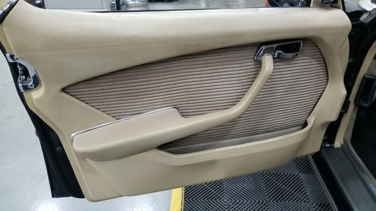 1977 Mercedes-Benz 450SEL Sedan - photo 11
