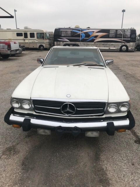 1977 Mercedes-Benz 400-Series