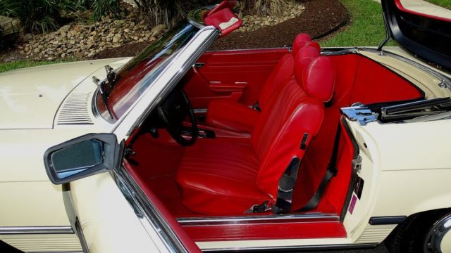1977 Mercedes-Benz SL-Class ROADSTER - photo 13