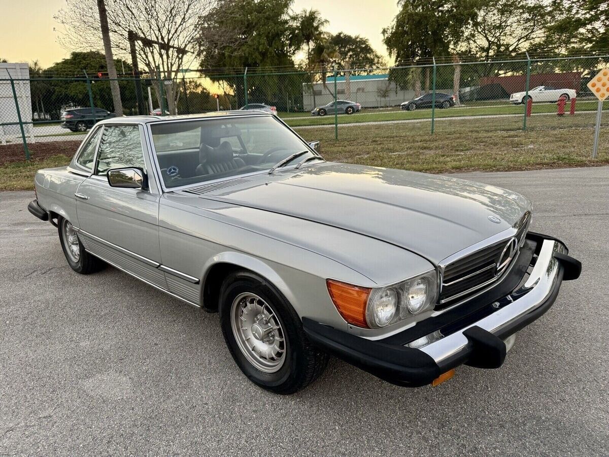 1977 Mercedes-Benz 450SL Convertible - photo 3