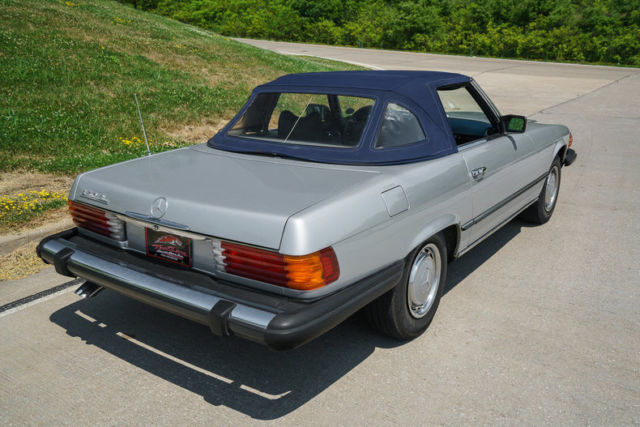 1977 Mercedes-Benz SL-Class Convertible - photo 12