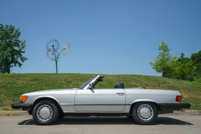 1977 Mercedes-Benz SL-Class Convertible - photo 7
