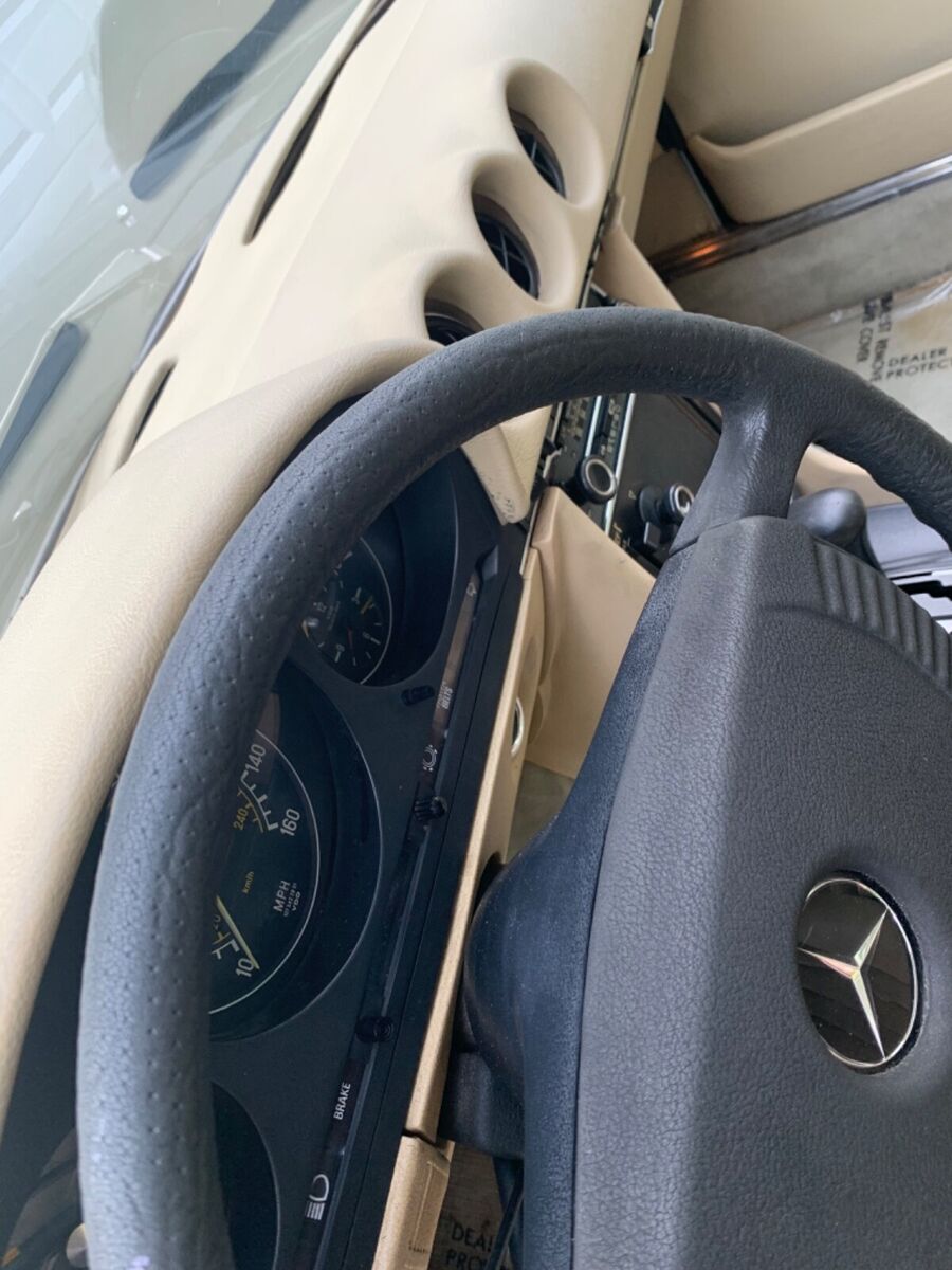 1977 Mercedes-Benz 400-Series - photo 11