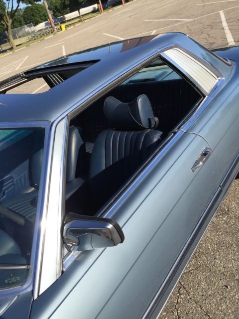 1977 Mercedes-Benz SL-Class - photo 12