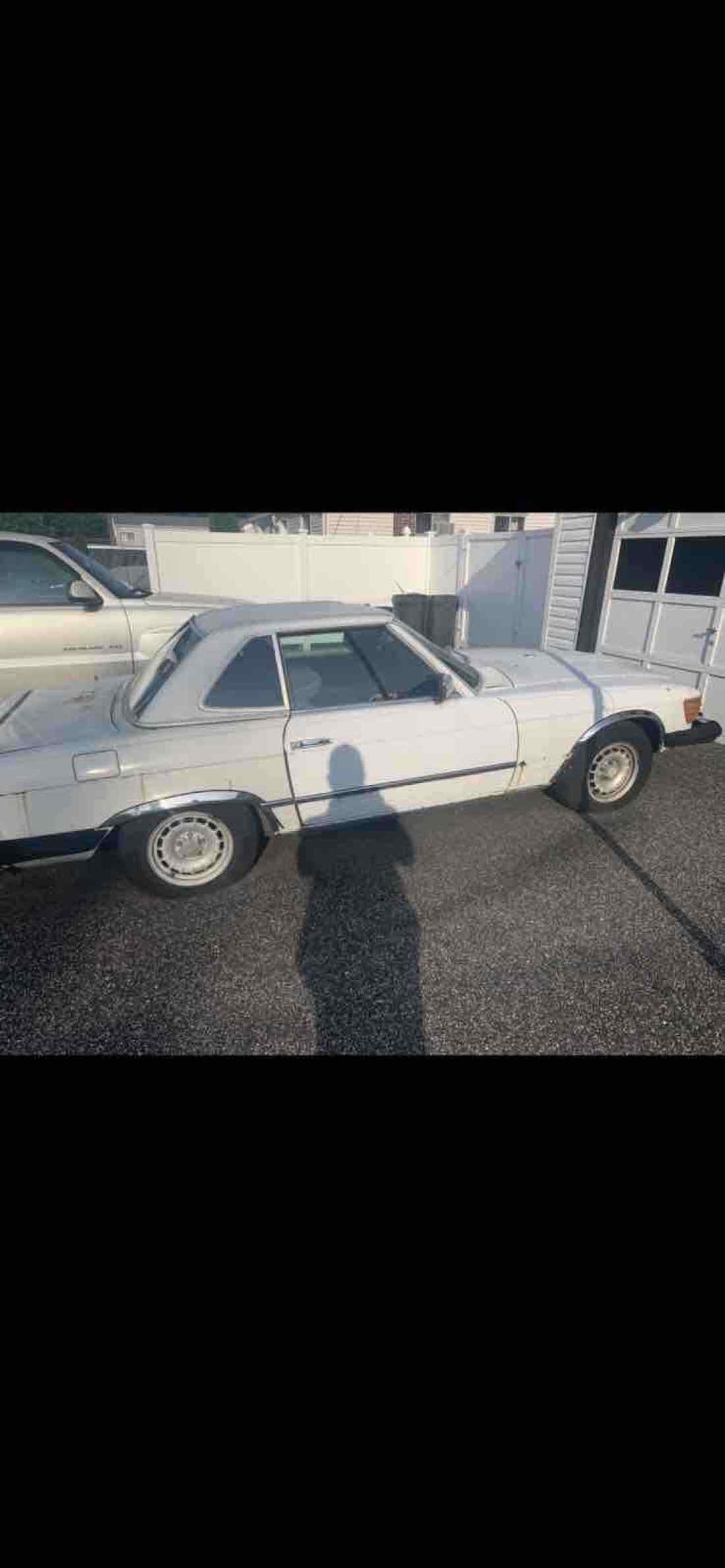 1977 Mercedes-Benz SL unknown