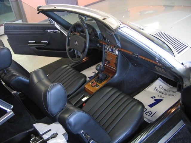 1977 Mercedes-Benz SL-Class 280SL Roadster Convertible Manual Transmission - photo 3