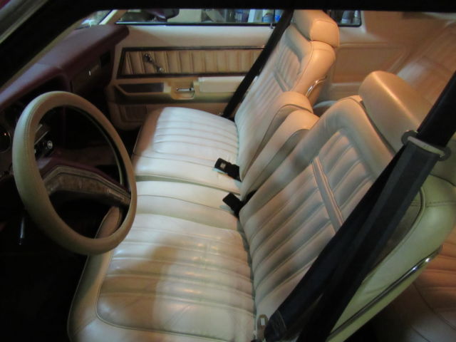 1977 Mercury Cougar XR-7 Hardtop 2-Door - photo 6
