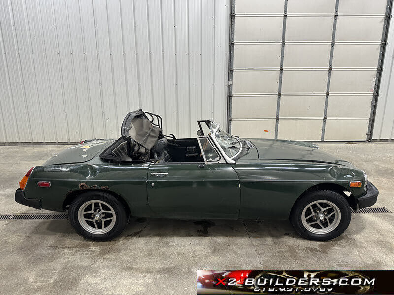 1977 MG B Convertible - photo 4