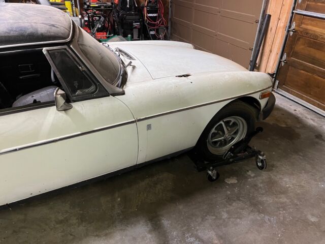 1977 MG B - photo 7